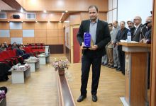 گزارش تصویری مراسم تقدیر ازکارمندان نمونه دانشگاه